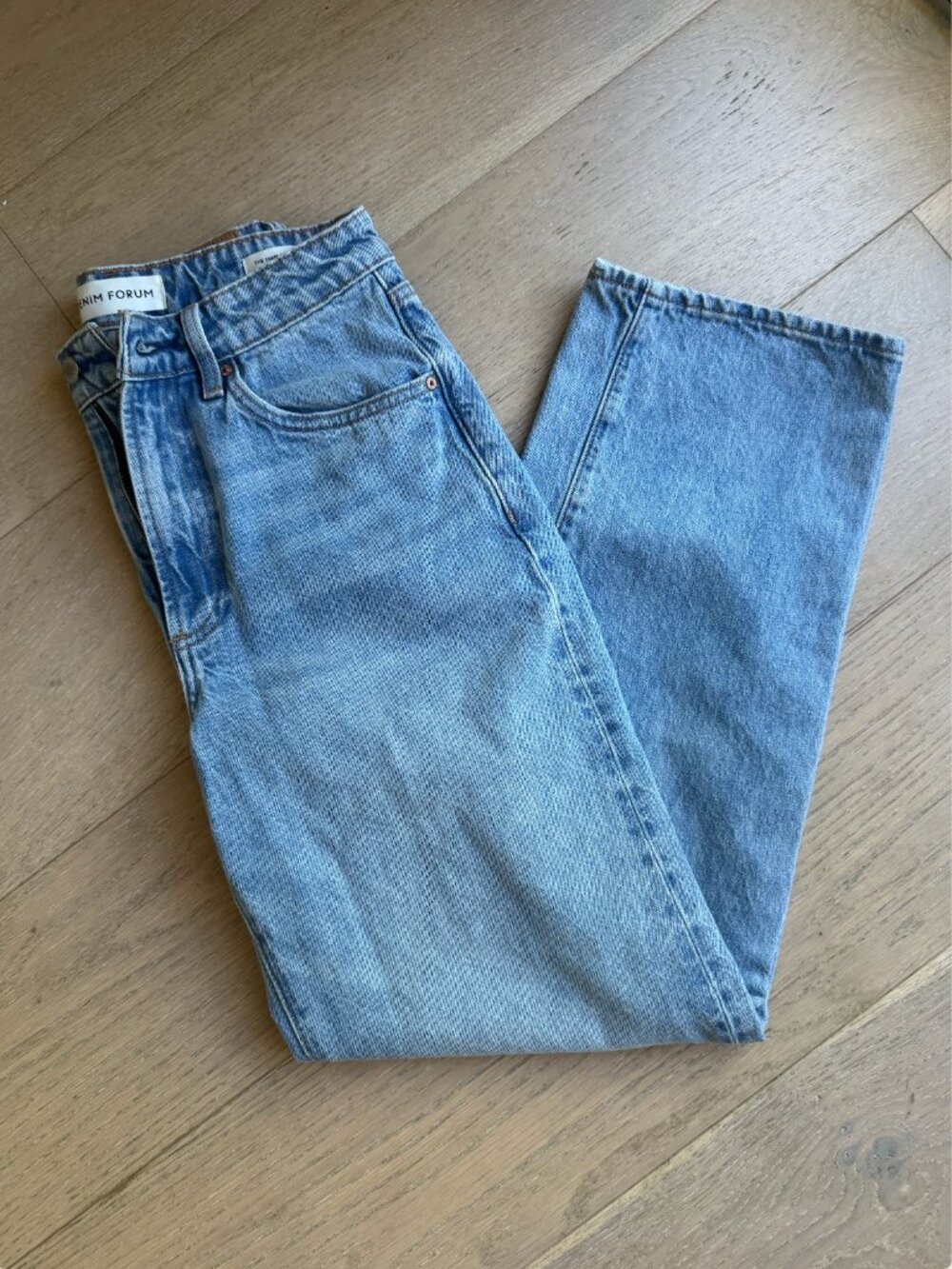 ARITZIA/DENIM FORUM | THE MARLO CURVE-FIT HI-RISE LOOSE JEAN | SIZE 28 - Picture 7 of 11